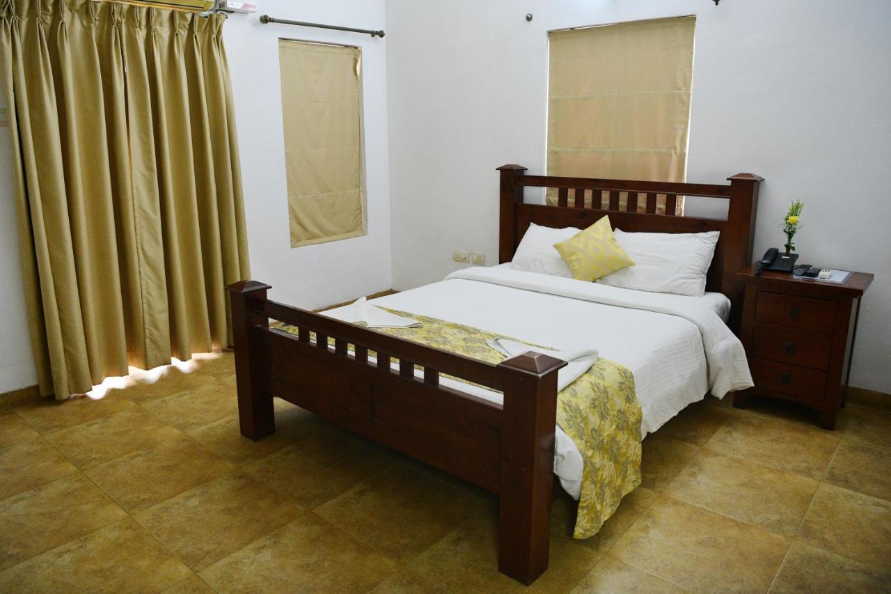 Resort White Square Nirvana, Parra 3*