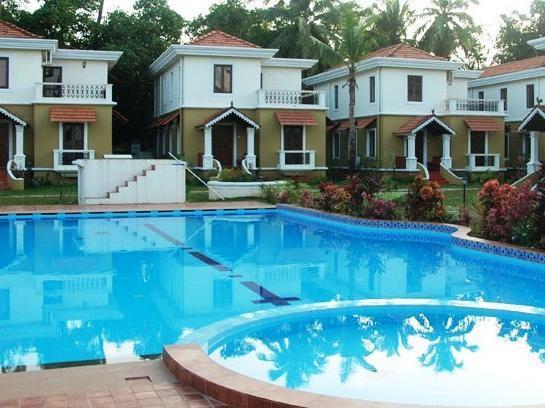 White Square Nirvana, Parra 3* Mapusa